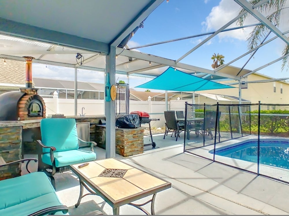 Hampton Lakes Vacation Pool Home, Photo 14