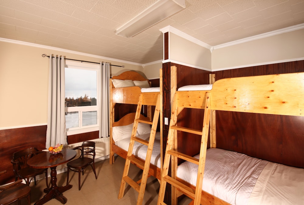 Family Quadruple Room photo 1