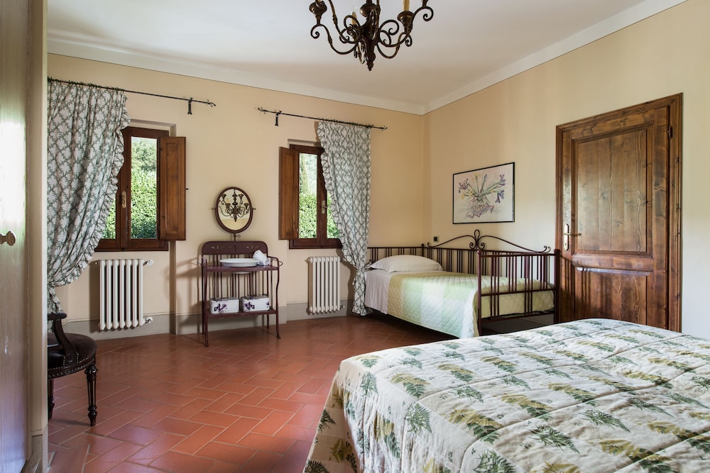 Family Apartment, 1 Bedroom, Kitchen, Garden Area photo 1