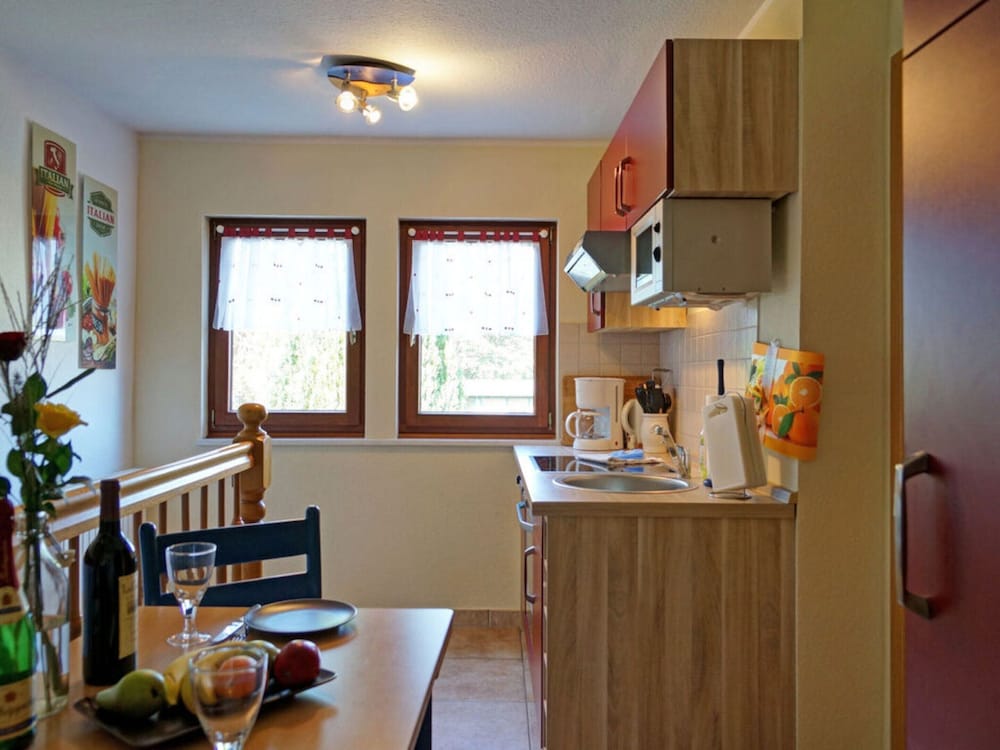 Apartment photo 2