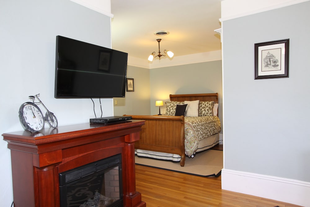 6. Judith's Tower Suite