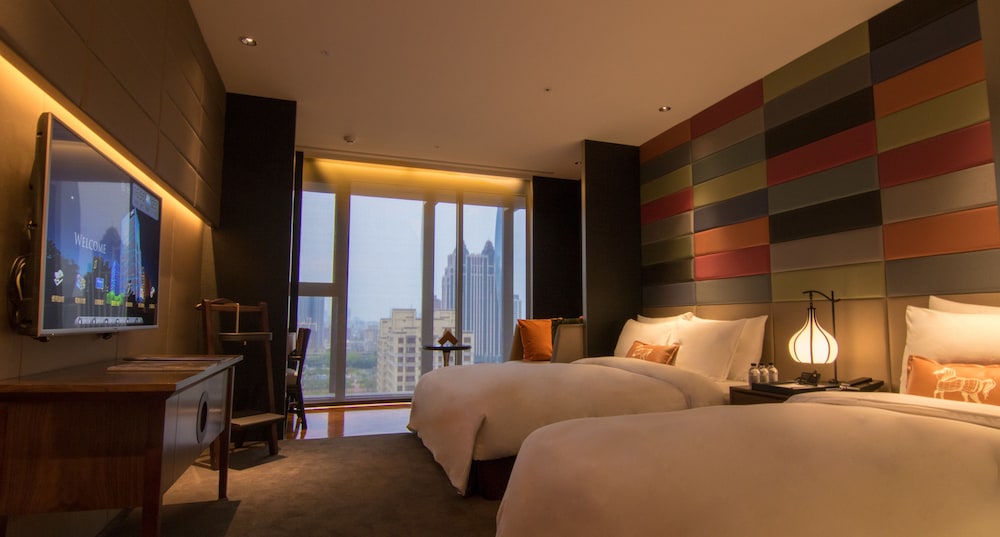Exclusive Triple Room, Park View