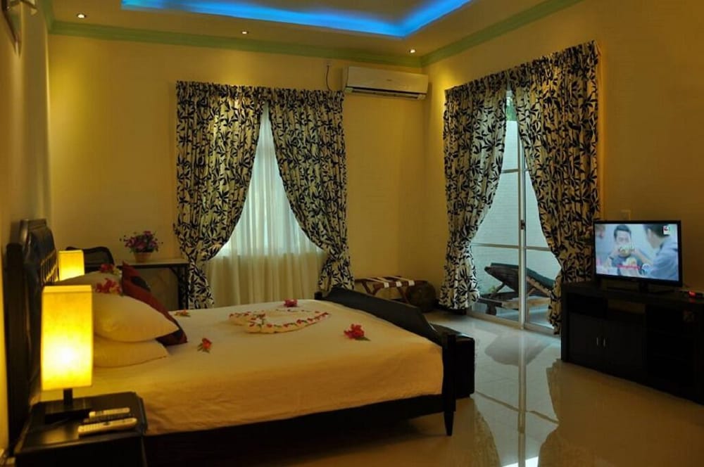 Suite - Photo 4