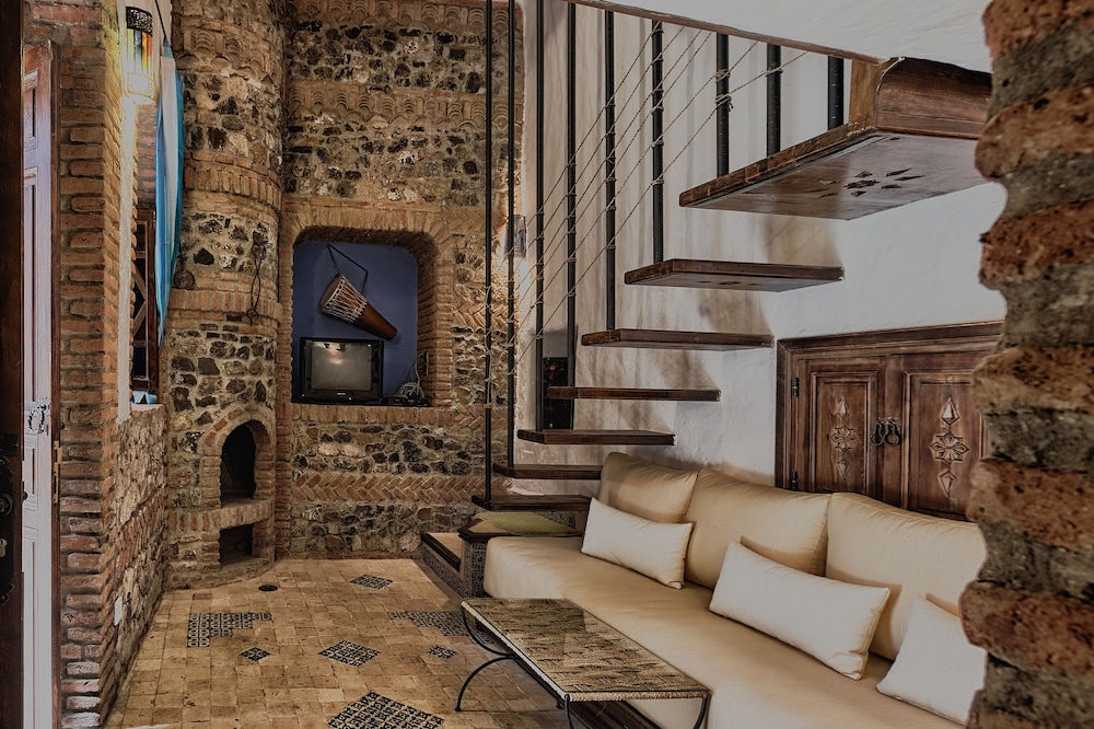 Classic Suite (Fetoum) photo 1