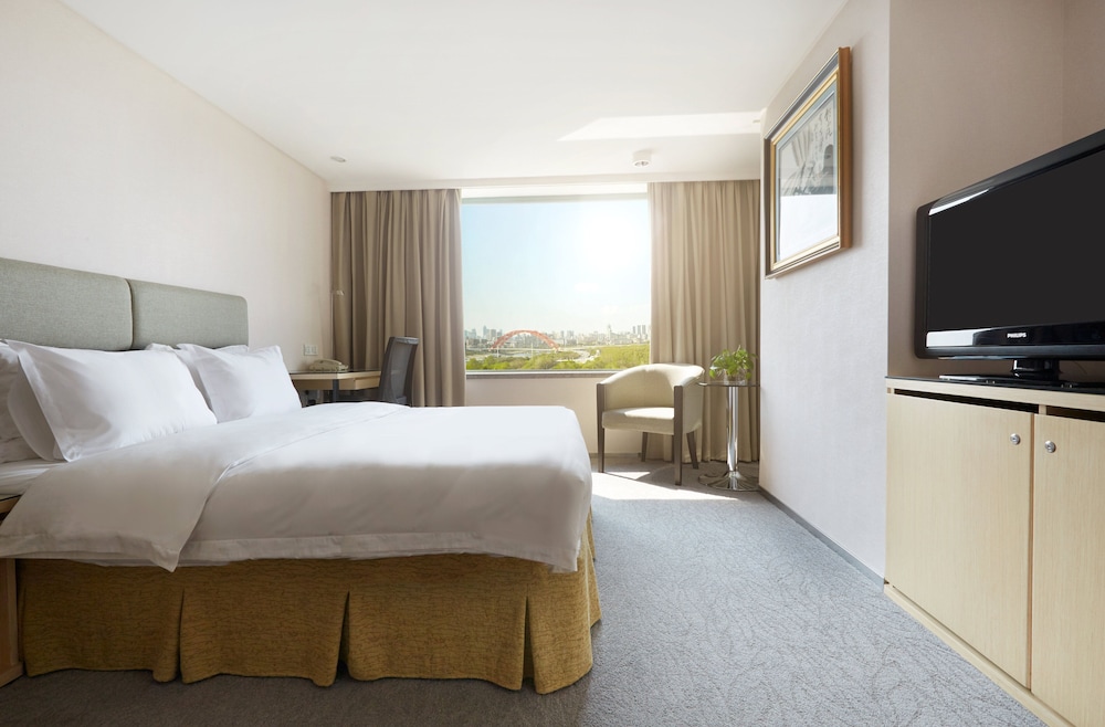 2 Twin Beds Premium River view - Photo 2