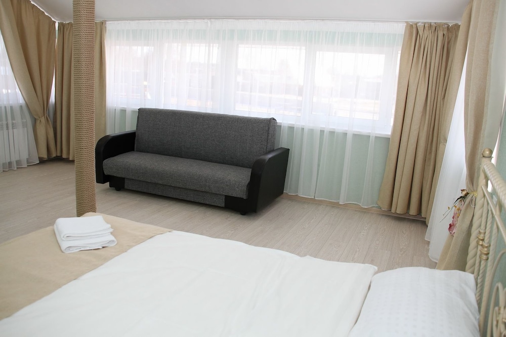 Studio Suite photo 3