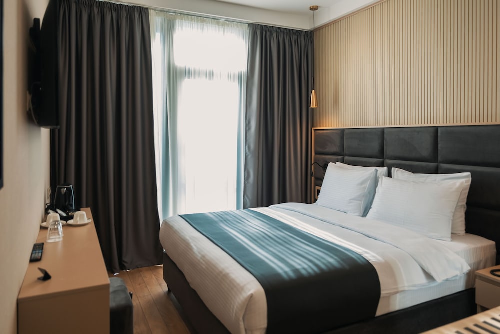 Economy Double Room photo 2