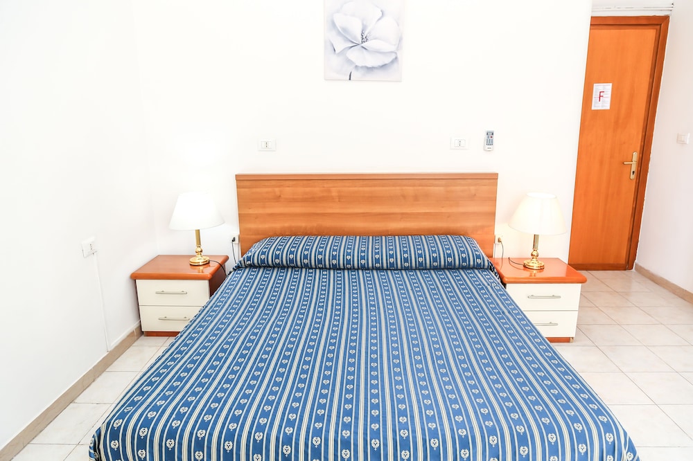 Standard Single Room photo 3