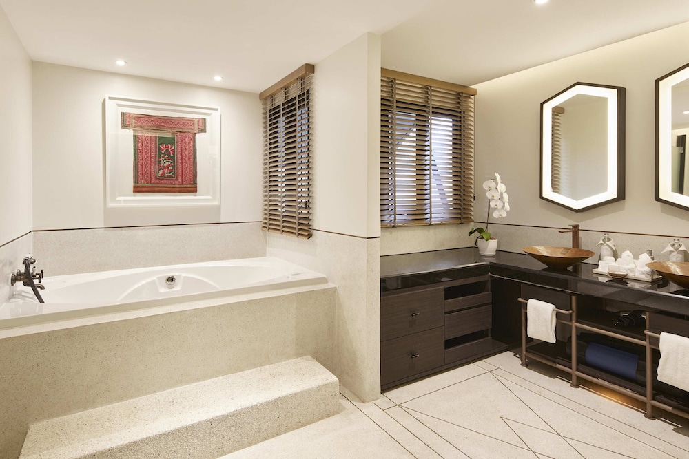 2 Bedroom Pool Residence - Photo 4