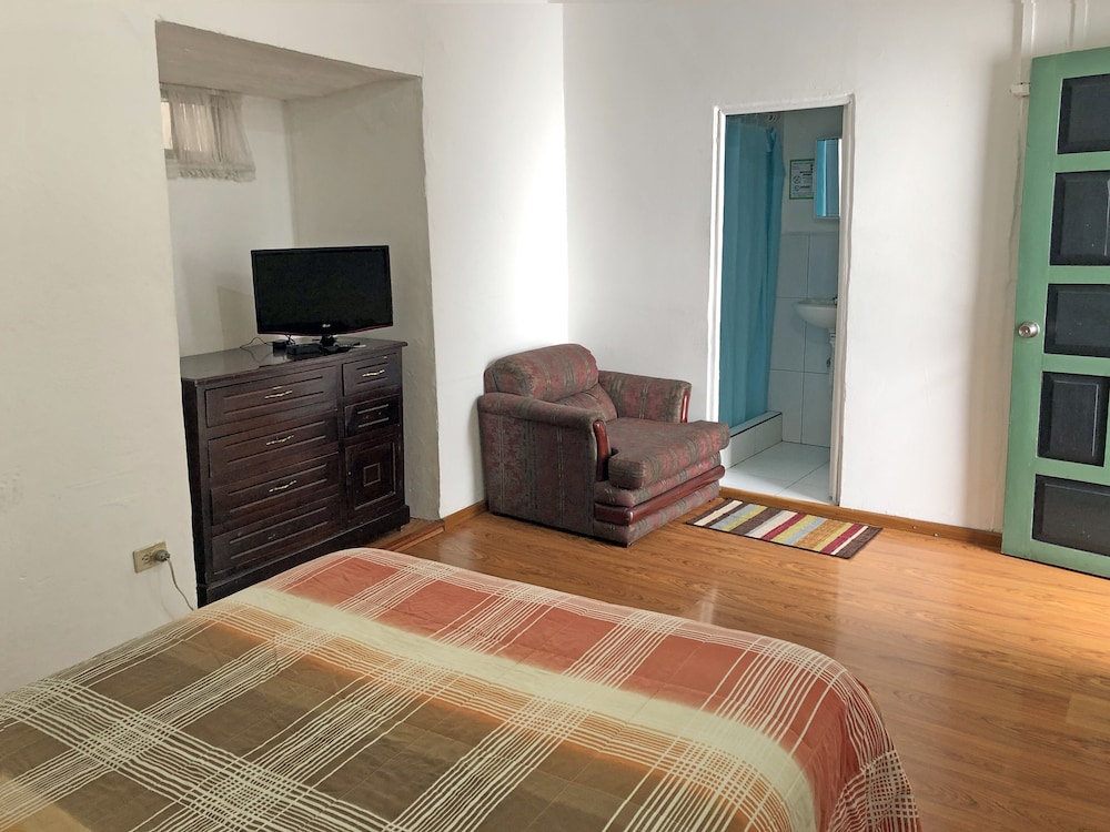 Standard Room photo 3