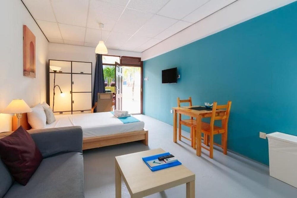 Basic Double Room, 1 Queen Bed - Photo 3