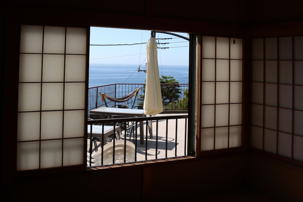 Family House, 3 Bedrooms, Non Smoking, Ocean View photo 2