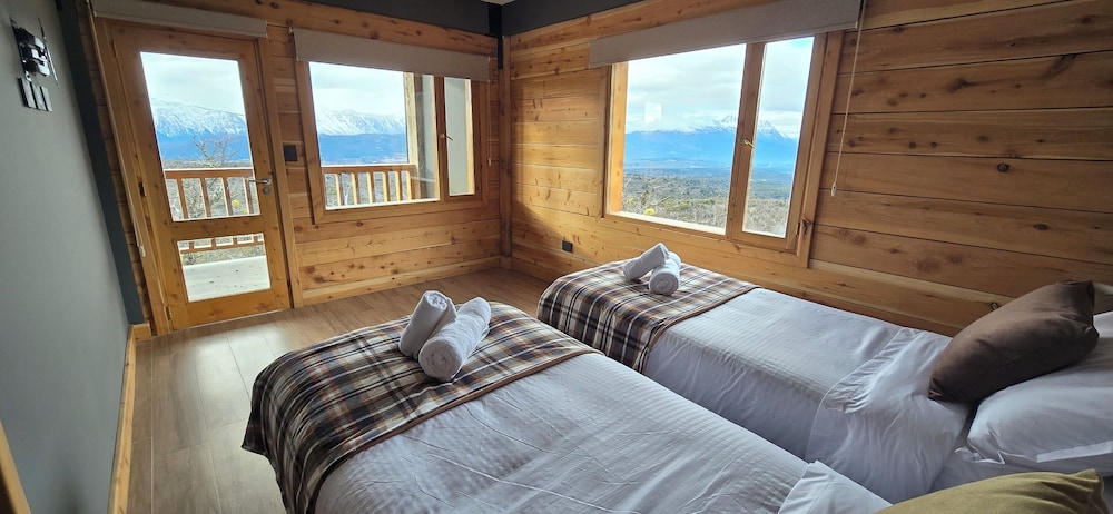Standard Double or Twin Room, Mountain View photo 1