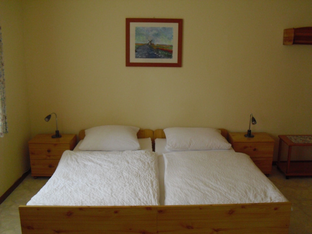 Double Room (Zimmer 4) photo 1
