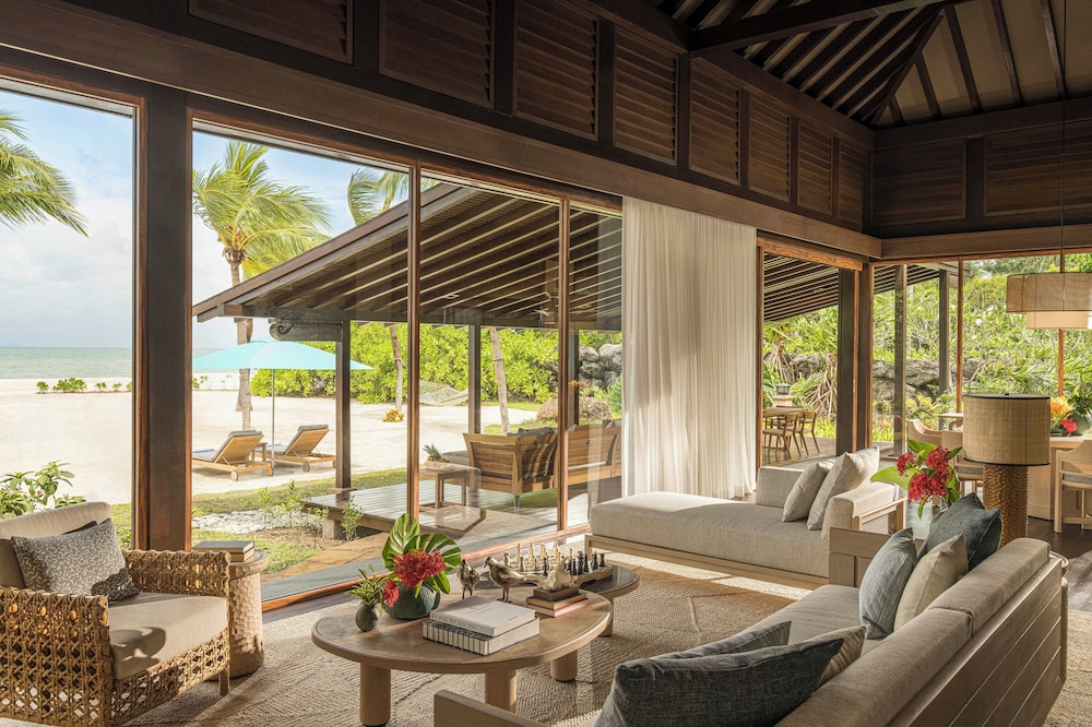 Premier Two-Bedroom Beach Villa with Pool - Photo 1
