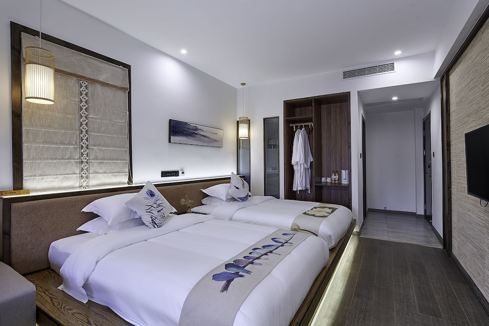 Signature Twin Room photo 3