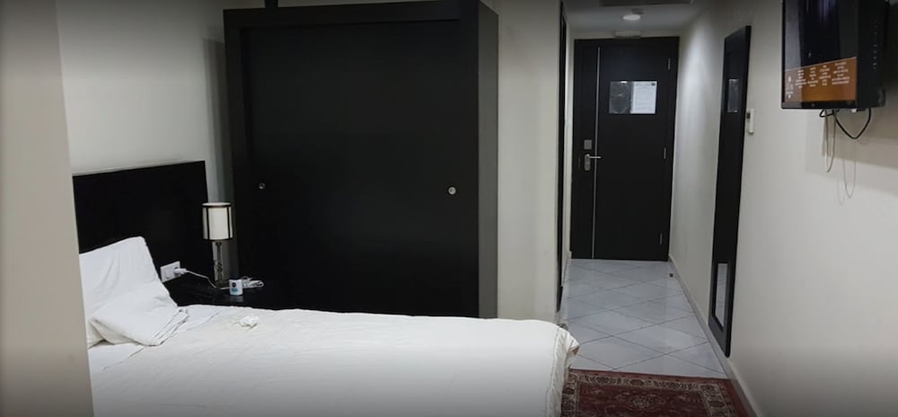 Single Room photo 3