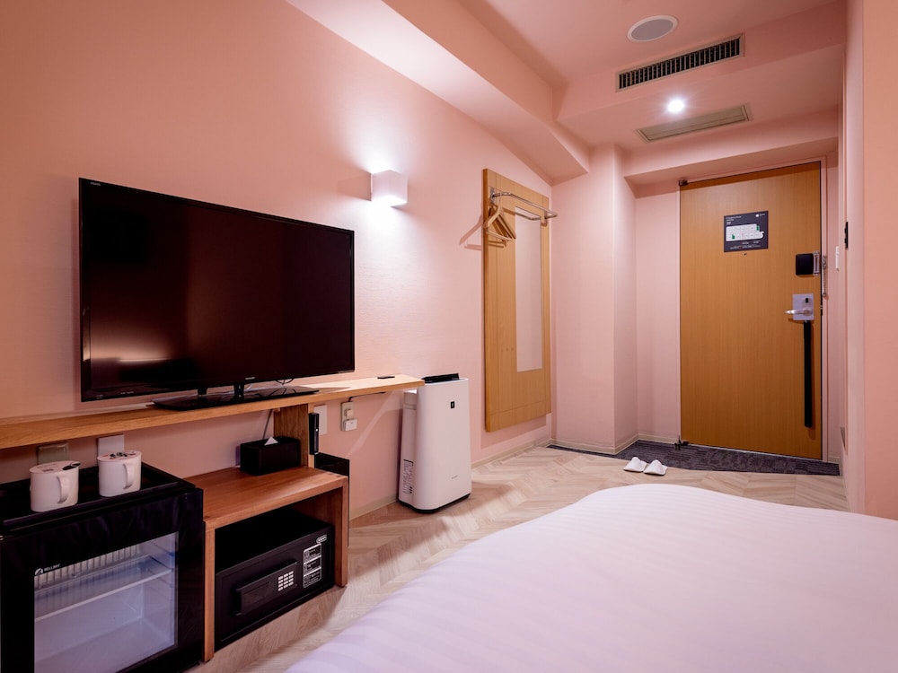 Basic Double Room photo 2