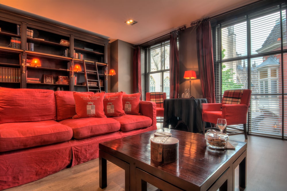 Luxury Suite