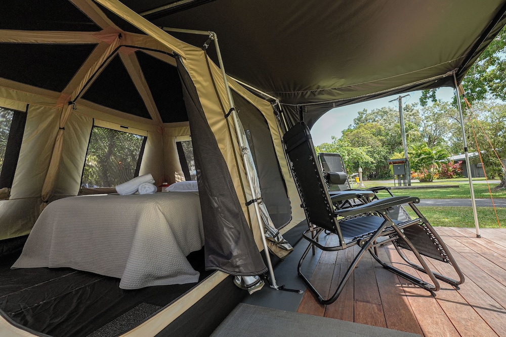 Tent, Shared Bathroom photo 3