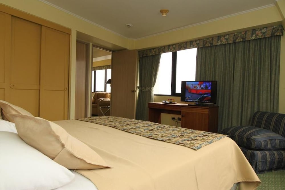 Suite with jacuzzi photo 1
