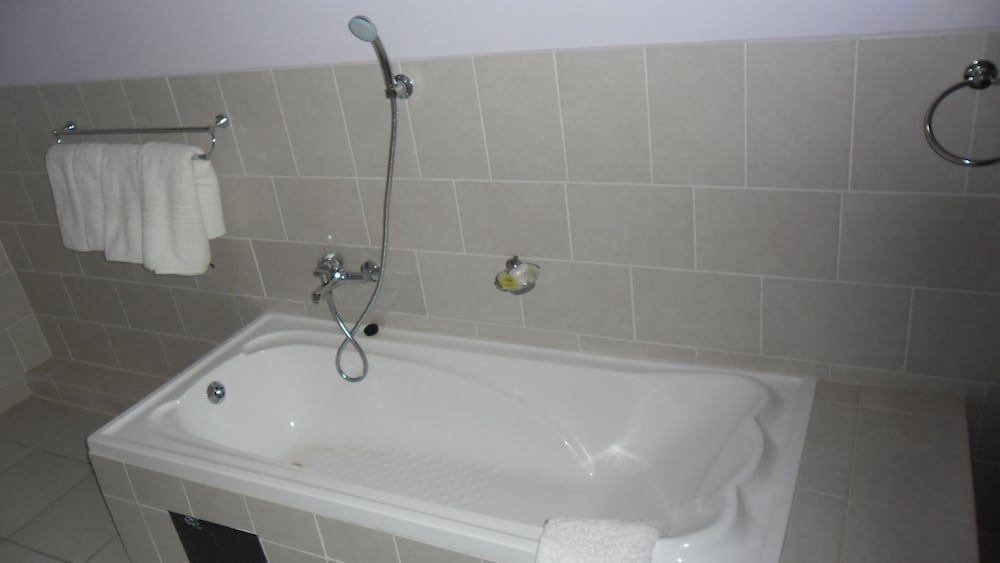Deluxe Double Room, 1 Double Bed, Non Smoking photo 2