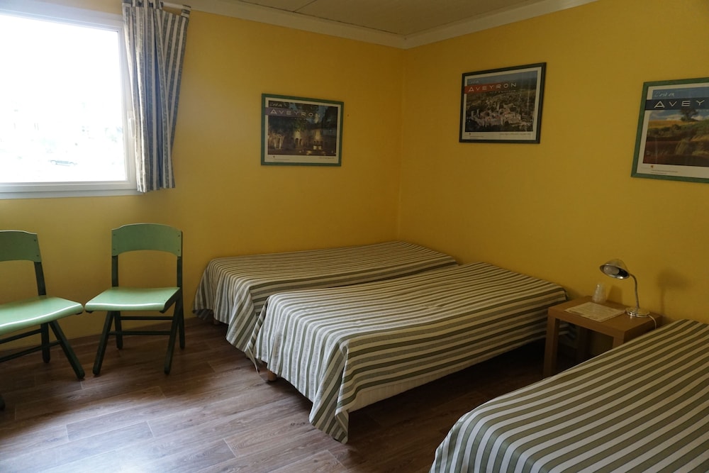 Economy Quadruple Room photo 1