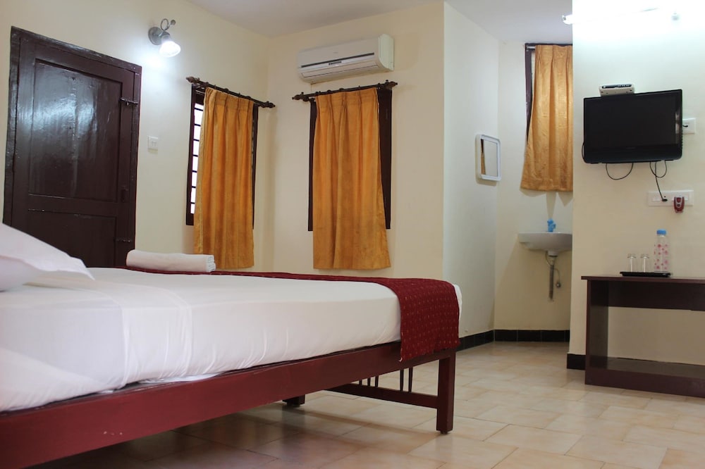 Bay Shell Non A/C Room photo 3