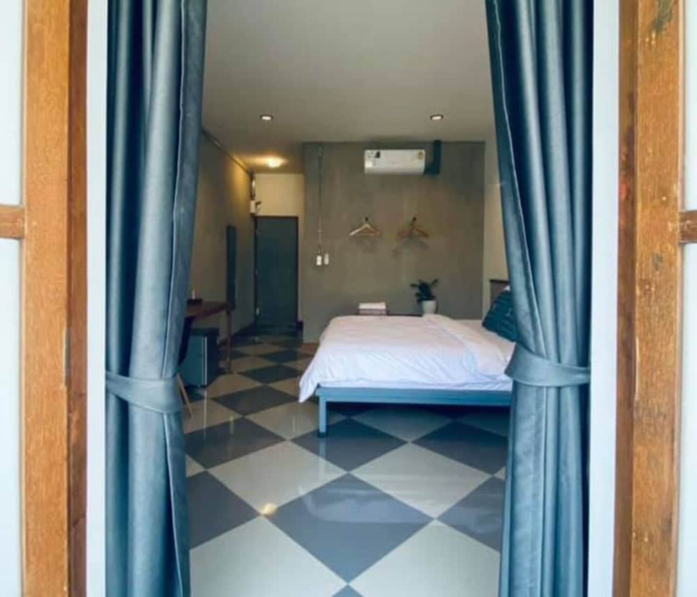 Superior Double Room, Balcony - Photo 5