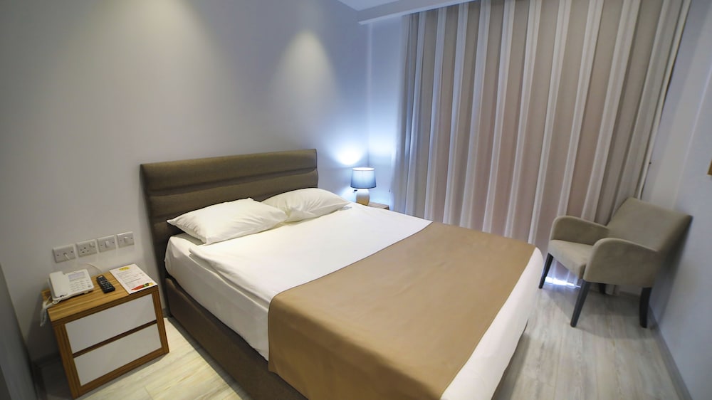 Standard Room - Photo 1