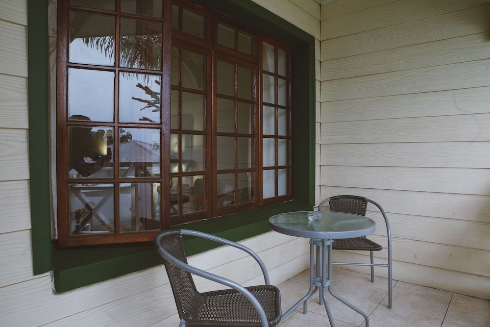 Superior Self Catering Family Unit @Pool (14) photo 3