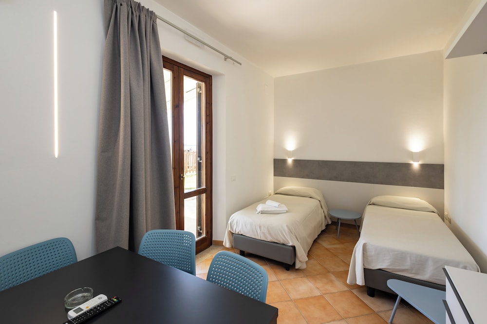 Apartment, 3 Bedrooms, Sea View (Trilocale) photo 2