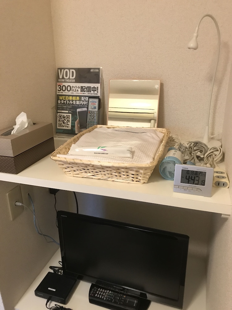 Single Room, Non Smoking, Shared Bathroom photo 3