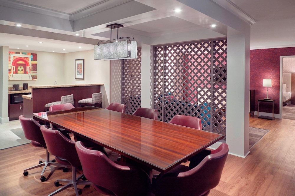 Signature Suite, 1 Bedroom photo 2