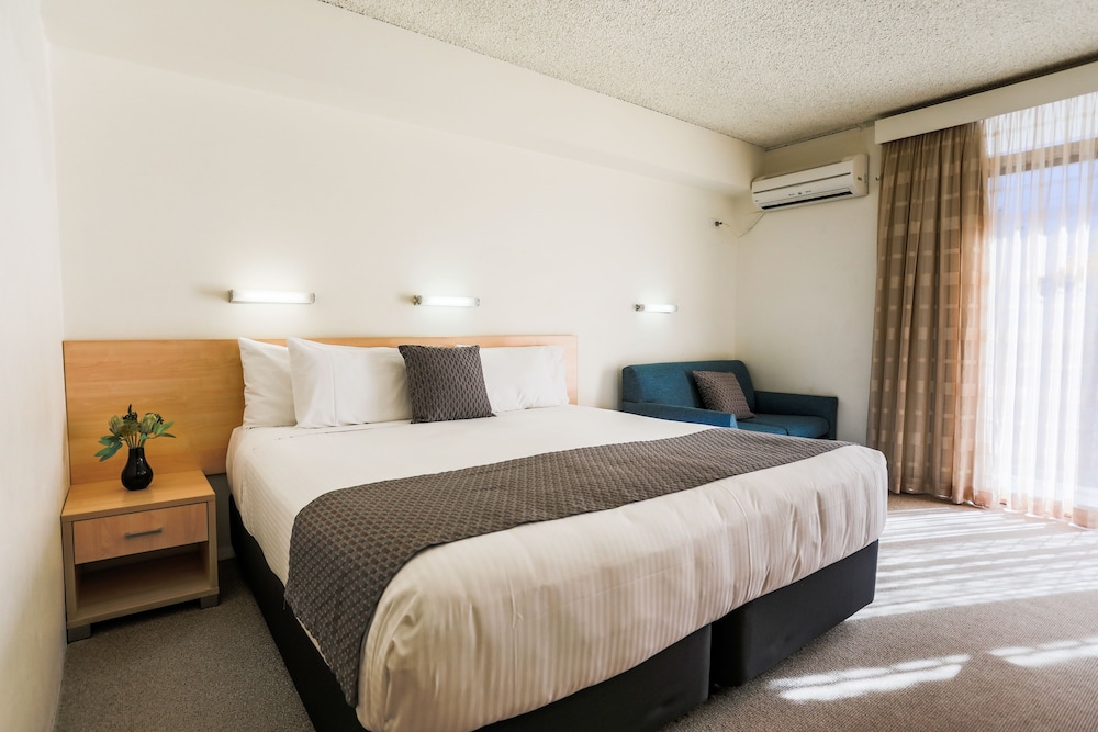 Superior Room, Park View, Garden Area with SPA photo 3