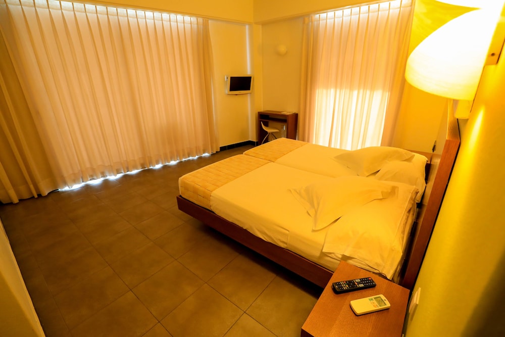 Panoramic Double Room, Balcony, Sea View photo 3