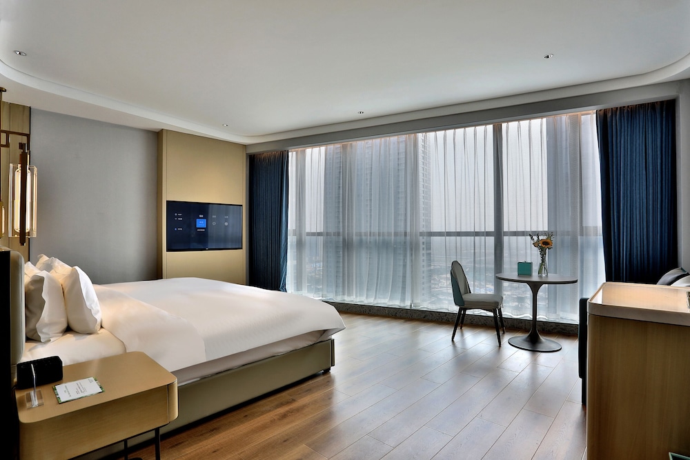 Executive Room, 1 King Bed, Non Smoking