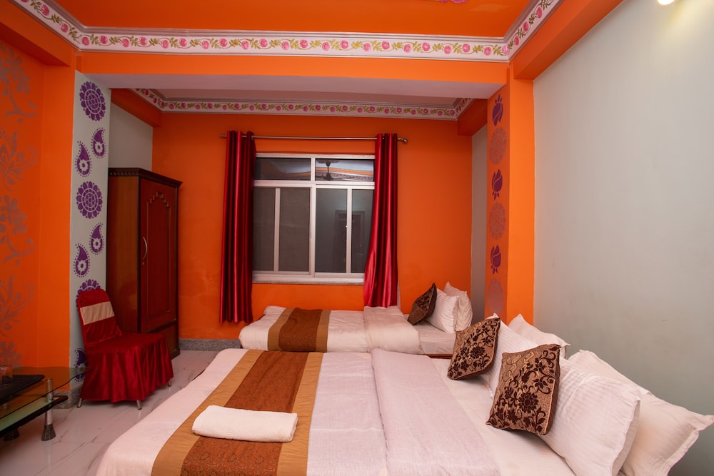 Standard Triple Room, 1 Bedroom, Hill View photo 2