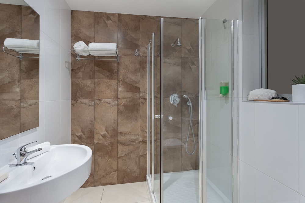 Family Suite - Photo 5