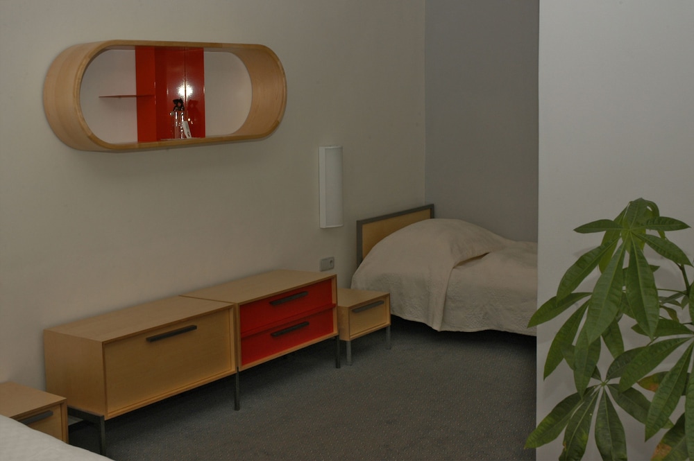 Double Room - Photo 5