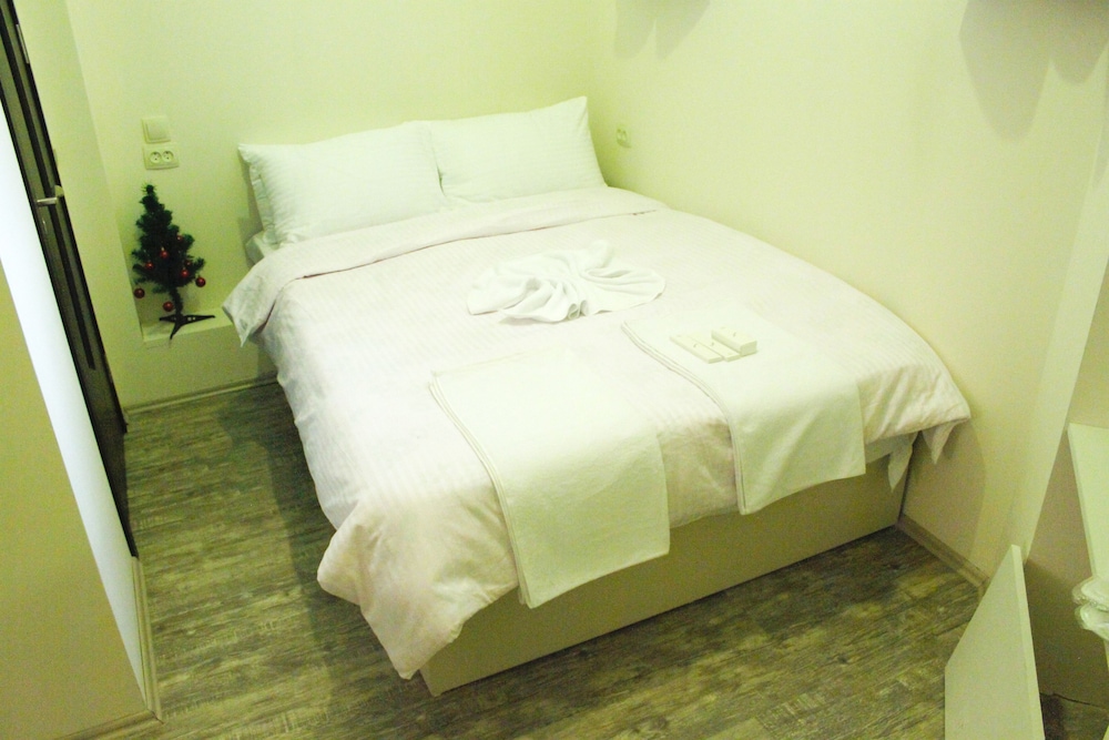 Economy Double Room photo 1