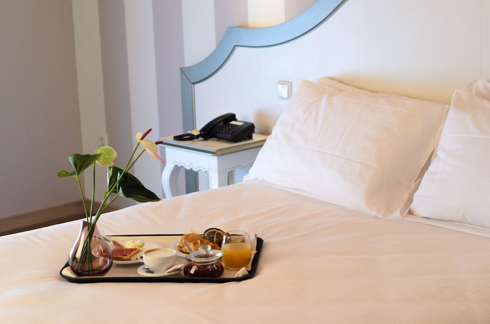 Deluxe Double Room photo 3
