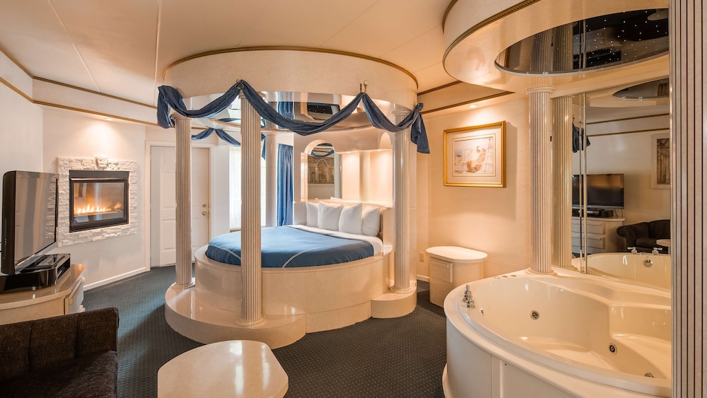 Suite, 1 King Bed, Non Smoking, Jetted Tub