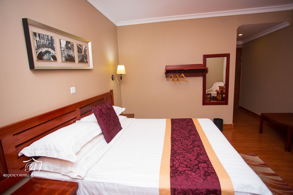 Deluxe Double or Twin Room, Lake View photo 1
