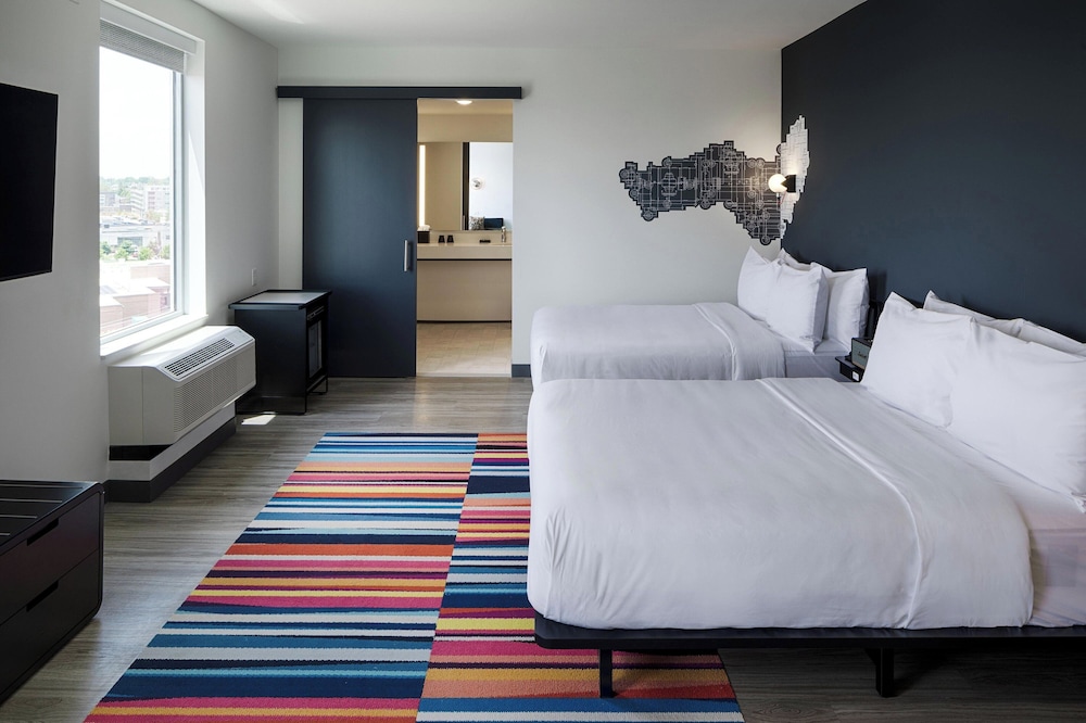 aloft, Room, 2 Queen Beds - Photo 2