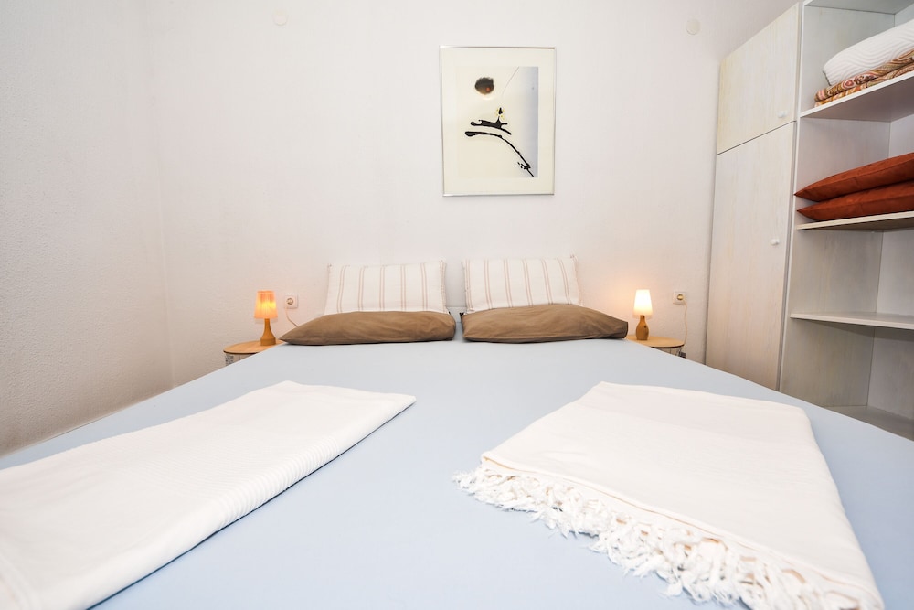 Family Apartment, 1 Bedroom (Seaside Serenity Suite Left) photo 3