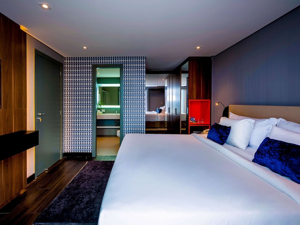 Deluxe Room, 1 Double Bed - Photo 6
