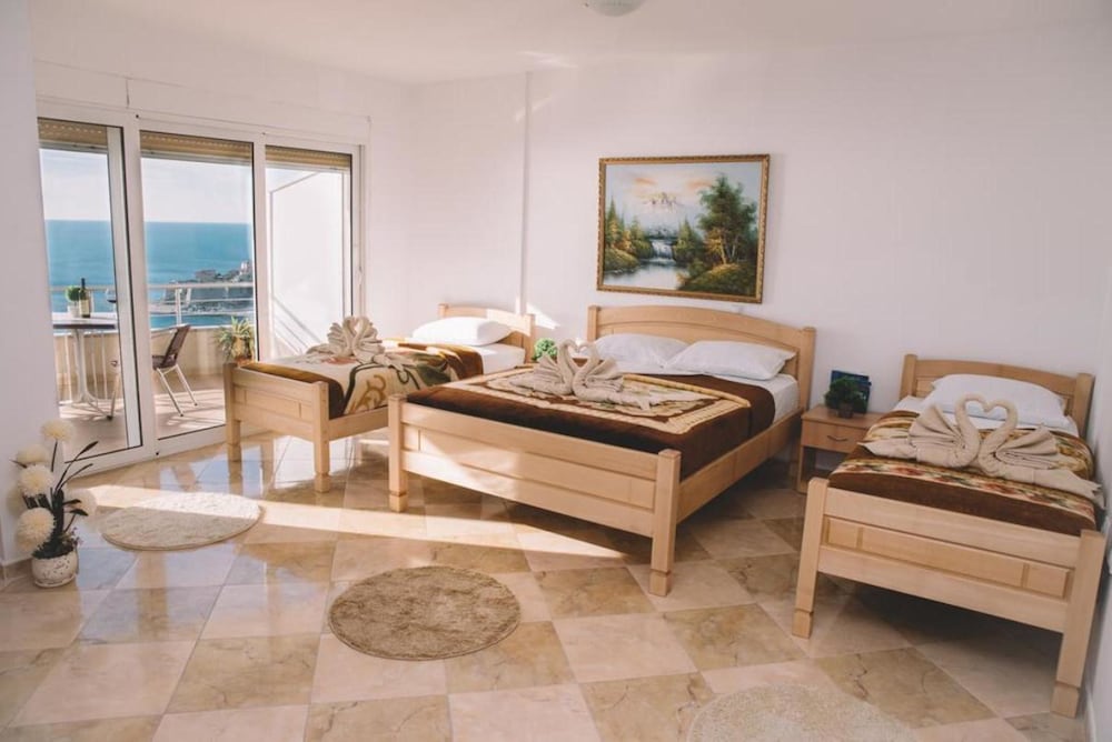 Standard Studio, Sea View (4)