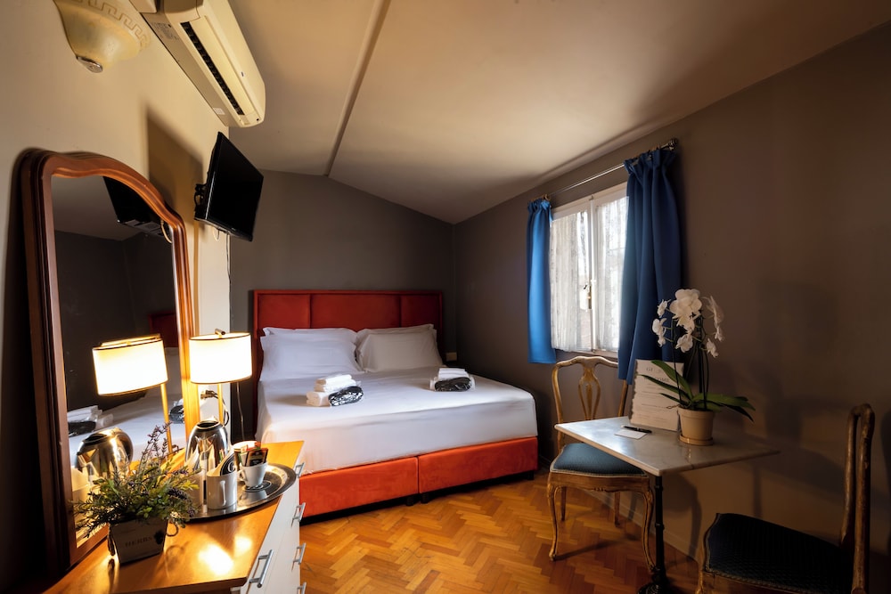 Superior Double Room, Balcony, City View photo 1