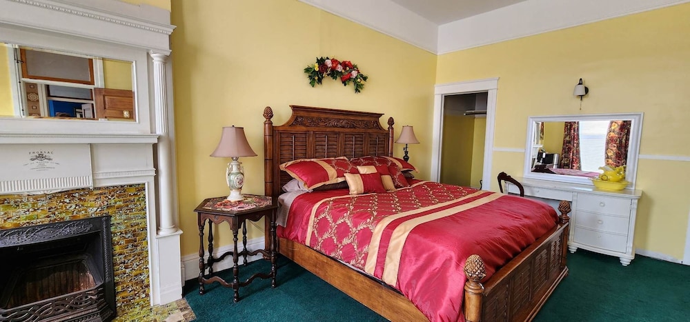 Single King - Room 2 photo 3